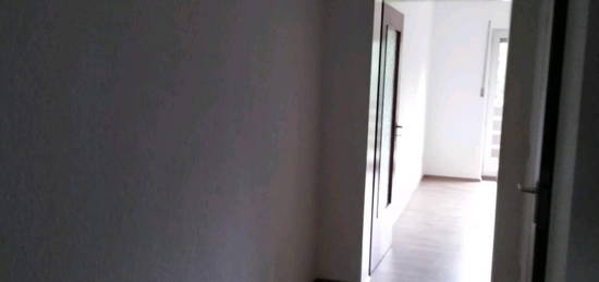 Wohnung 2 ZKDB, Balkon,  Keller, einzugsbereit,  Alsdorf