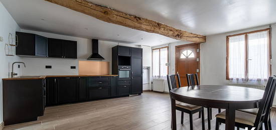 Maison 1 étage  à vendre, 4 pièces, 3 chambres, 84 m²