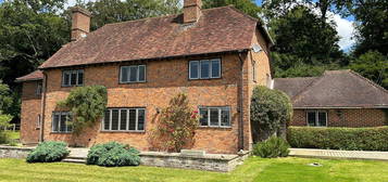 Detached house to rent in Checkendon, Reading, Oxfordshire RG8