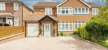 4 bedroom semi-detached house for sale