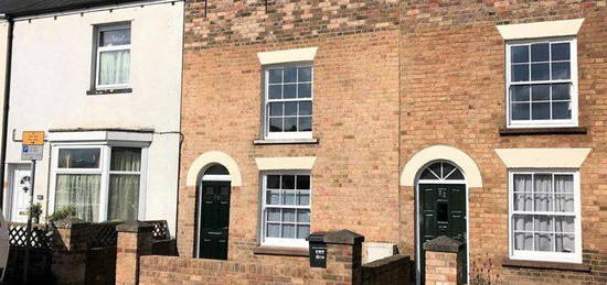 2 bed terraced house to rent