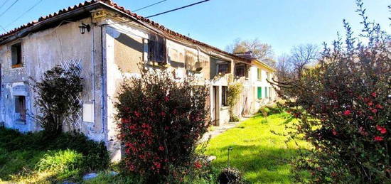 Maison  à vendre, 8 pièces, 4 chambres, 330 m²