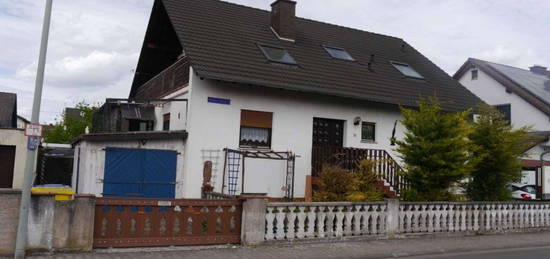 Grundsolides Einfamilienhaus, mit einer Vielzahl an Gestaltungsmöglichkeiten in Alsheim zu verkaufen