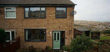 3 bed semi-detached house to rent