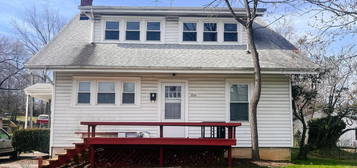 806 S Main St Unit 2, Blacksburg, VA 24060