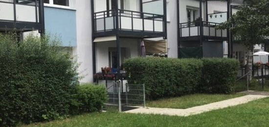 Renovierte 3-Zimmer-Wohnung mit Balkon ab sofort frei