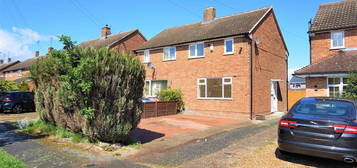 2 bedroom semi-detached house to rent