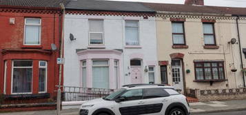 4 bedroom terraced house for sale