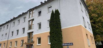 1 Raumwohnung Stadtteil Tabor - Wachtturmstrasse 15/8