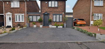 3 bed detached house for sale