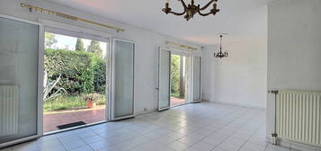 Maison Toulouse T4  95 m2 de plain-pied  525m² de terrain.