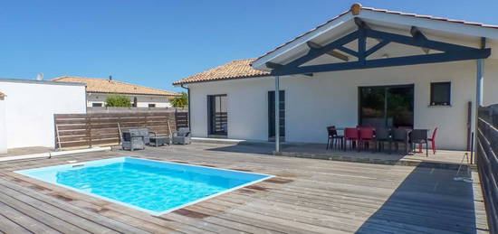 Villa  à vendre, 7 pièces, 5 chambres, 142 m²