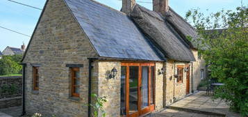 2 bedroom cottage to rent