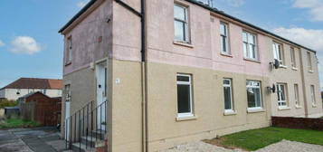 3 bedroom ground floor flat for sale