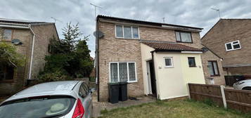 2 bed semi-detached house for sale