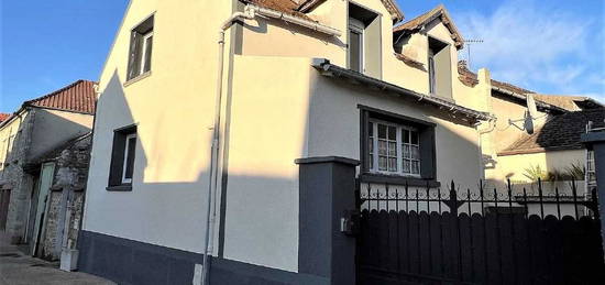 Maison  à vendre, 4 pièces, 3 chambres, 67 m²