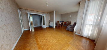 A vendre un appartement de type 5 sur le secteur du Havre Coty