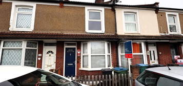 2 bed terraced house to rent