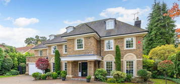 6 bedroom detached house for sale