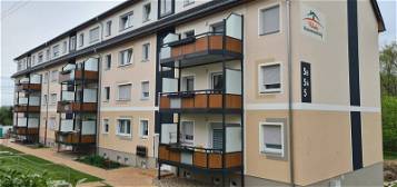 Neu sanierte 2-Raumwohnung mit Balkon und Aufzug in Neindorf !