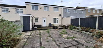 3 bedroom terraced house for sale