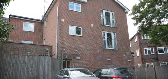 2 bed flat to rent