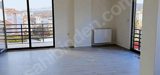 KARTAL GÜMÜŞPINAR MAHALLESINDE KİRALIK 2+1 ARA KAT DAİRE