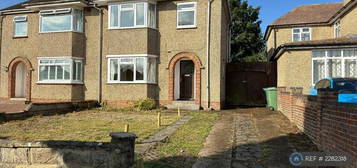 4 bedroom semi-detached house