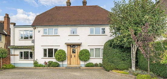 6 bedroom detached house for sale