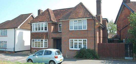 Flat to rent in Gold Hill East, Chalfont St. Peter, Buckinghamshire SL9