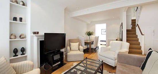 Detached house to rent in Redcliffe Road, London SW10