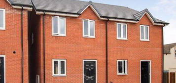 3 bed detached house to rent