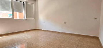 Piso en venta en Santiago Rusiñol, Creu de Barberà