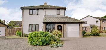 3 bedroom detached house