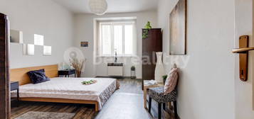 Pronájem bytu 2+1 65 m², Radhošťská, Hlavní město Praha