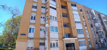 Planta baja en venta en Santa Genoveva, Ventas