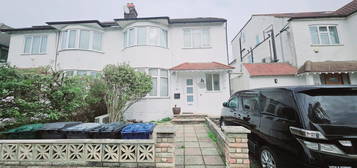 7 bed semi-detached house for sale