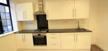 2 bed flat to rent