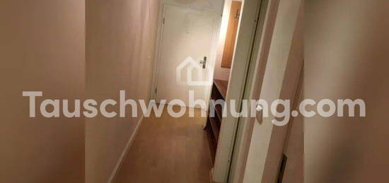 [TAUSCHWOHNUNG] 2 Zimmer Dachgeschosswohnung in Charlottenburg