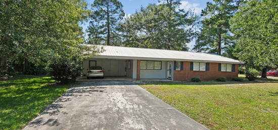 1003 Darling Ave, Waycross, GA 31501