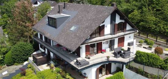 Ihr Traumzuhause in Trier-Heiligkreuz: Hochwertige 3-Zimmer-Wohnung mit Balkon und Aufzug