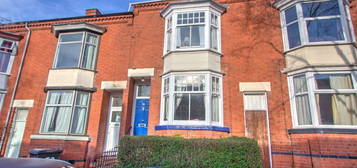 4 bedroom terraced house