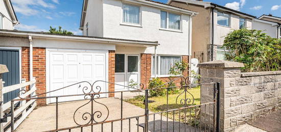 3 bed link detached house for sale