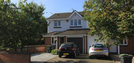 3 bedroom semi-detached house