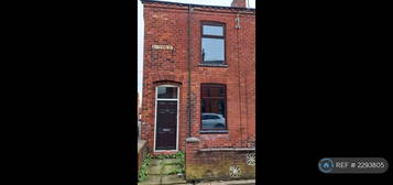 3 bedroom end of terrace house