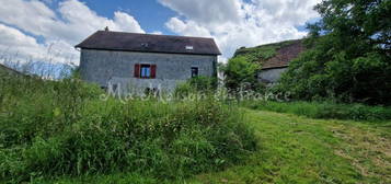 Longère, Grange, Garage, Petite dépendances sur ses 2 hectares 2