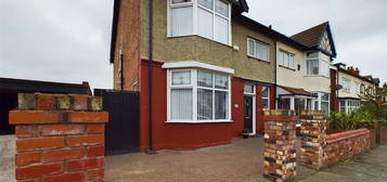 4 bed semi-detached house for sale