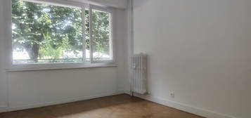 Appartement  à louer, 3 pièces, 2 chambres, 72 m²