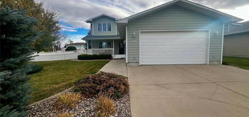 312 34th Ave NE, Great Falls, MT 59404