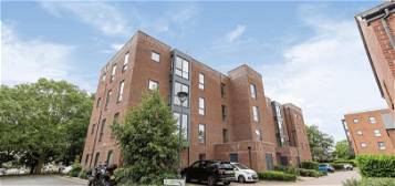 Flat to rent in Gloster House, Willoughby Avenue, Uxbridge UB10